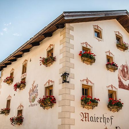 Maierhof Villa Ла Вале Екстериор снимка