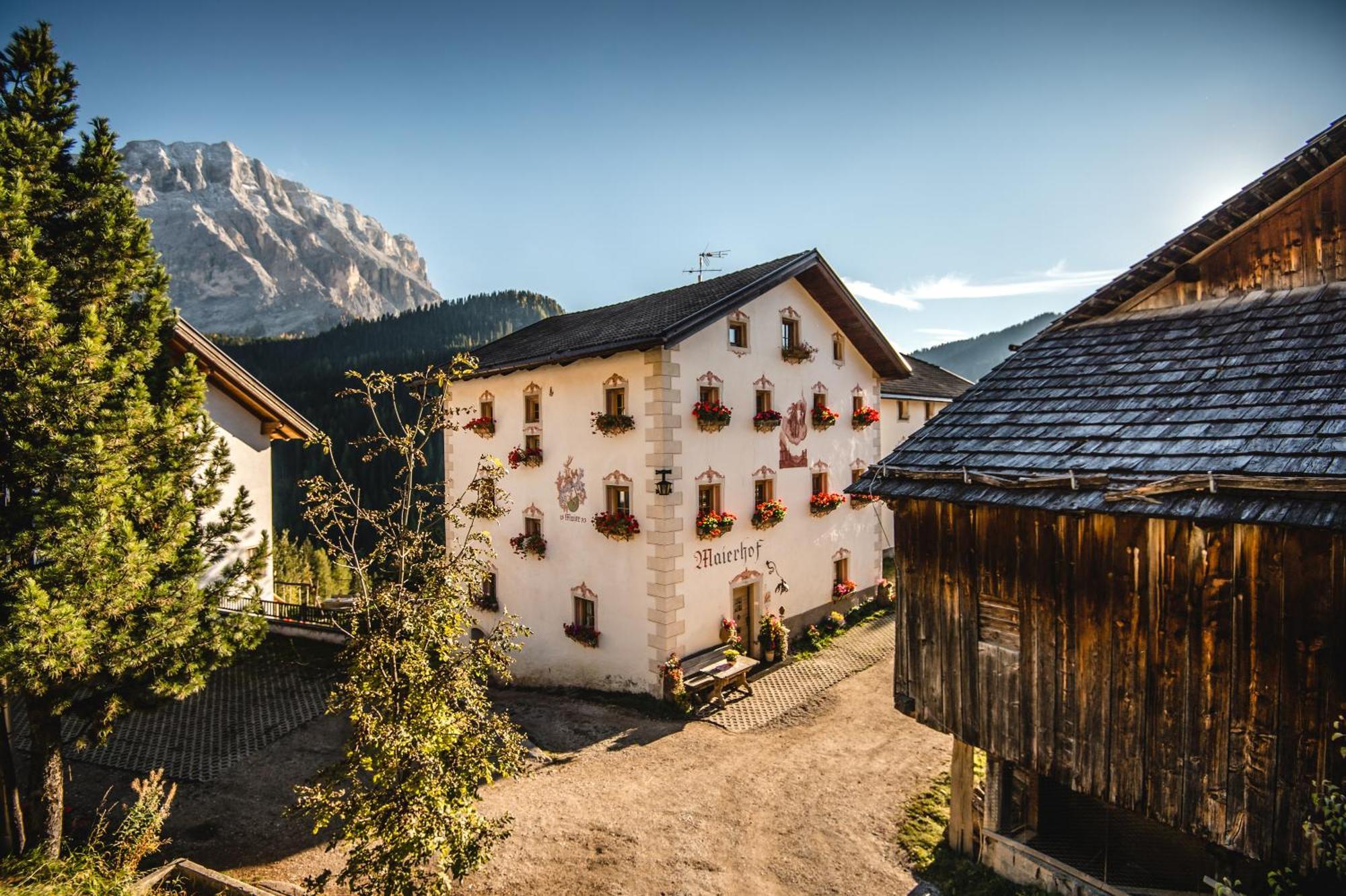 Maierhof Villa Ла Вале Екстериор снимка