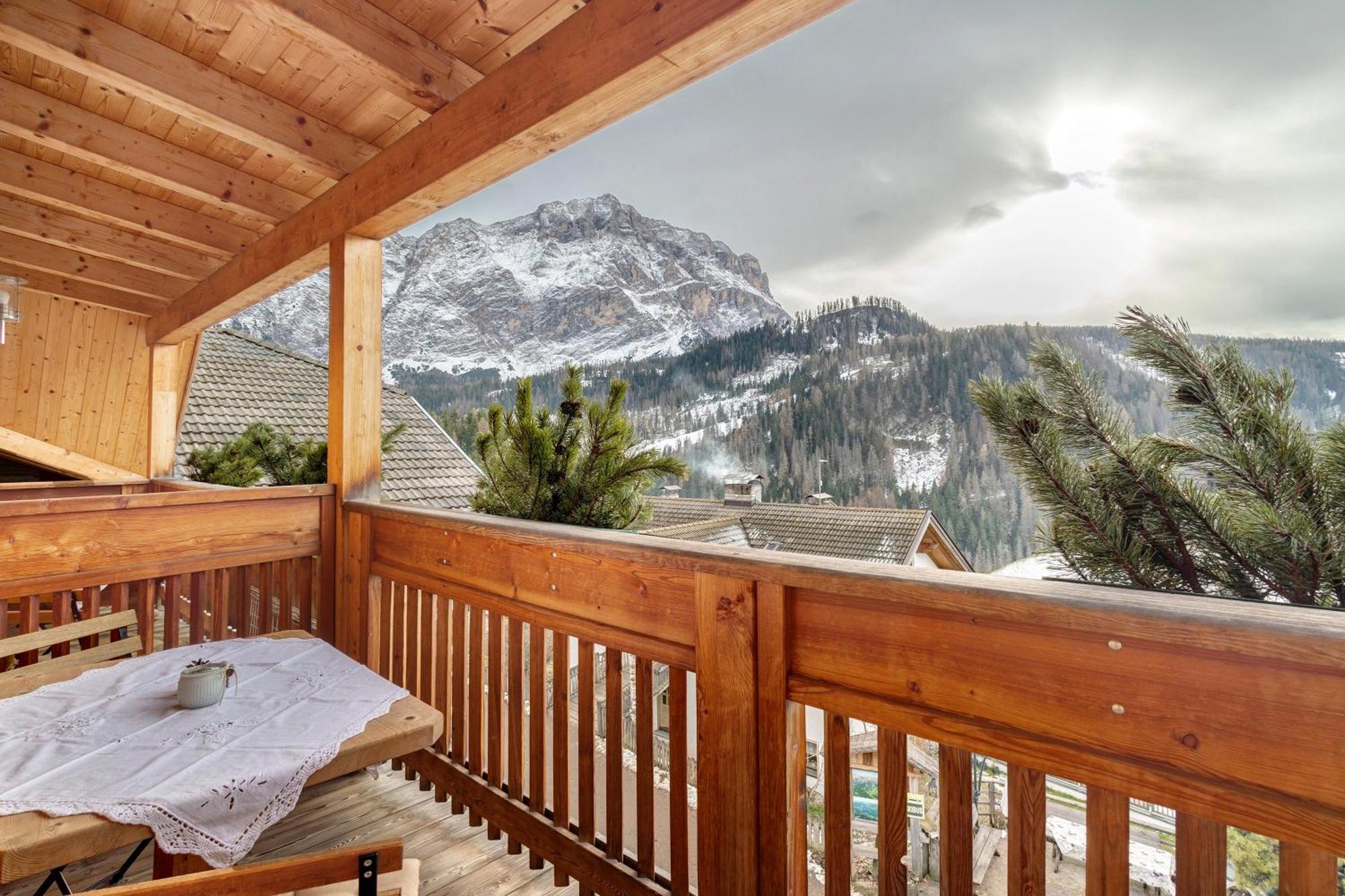 Maierhof Villa Ла Вале Екстериор снимка