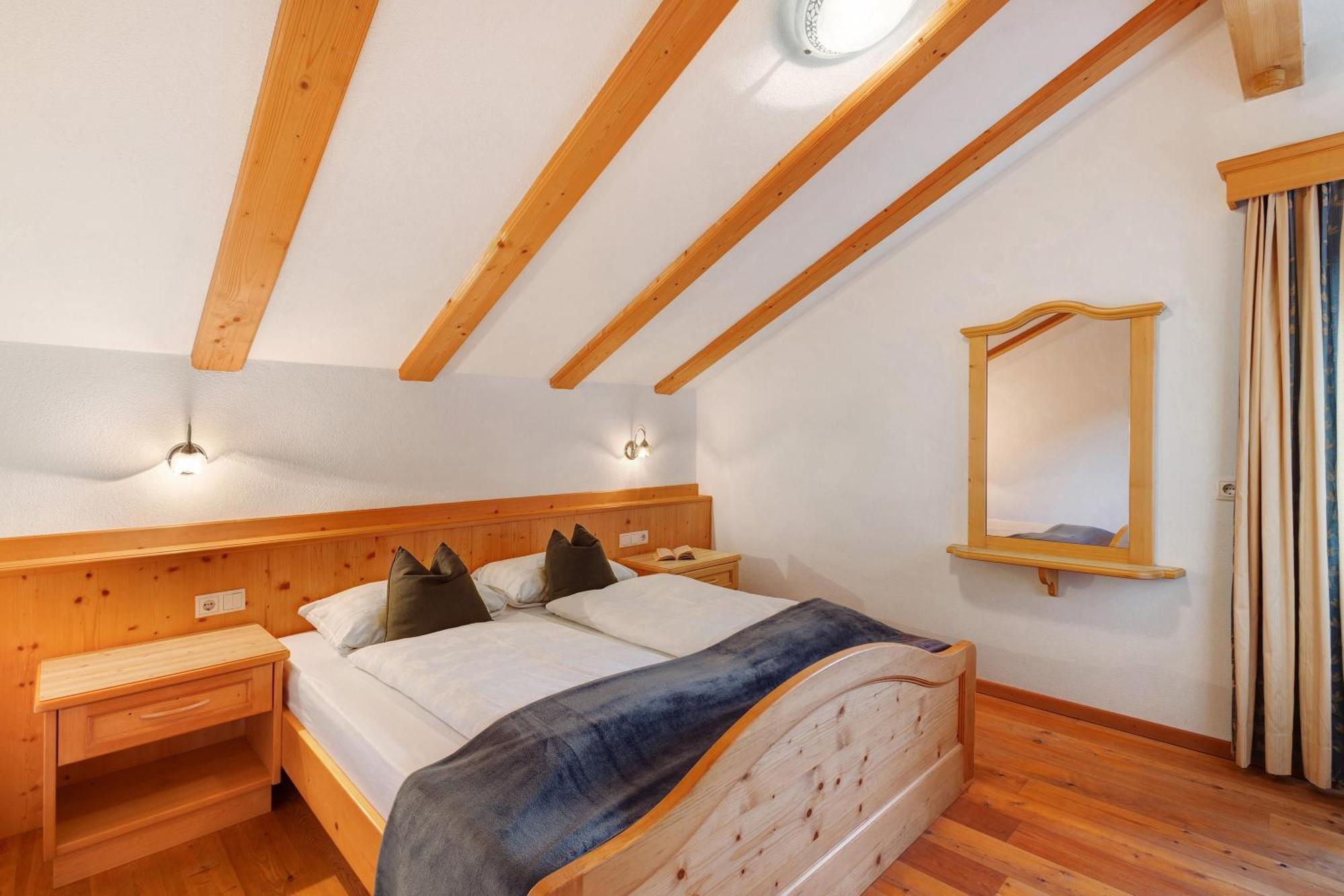 Maierhof Villa Ла Вале Екстериор снимка