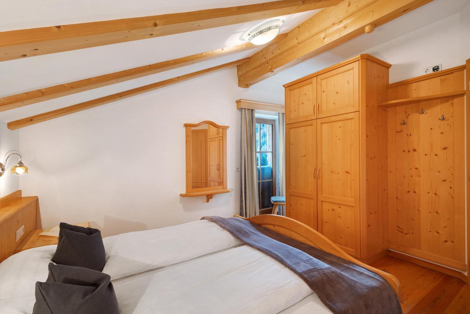 Maierhof Villa Ла Вале Екстериор снимка