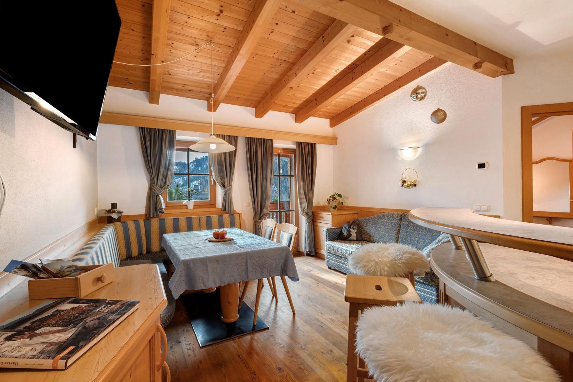 Maierhof Villa Ла Вале Екстериор снимка