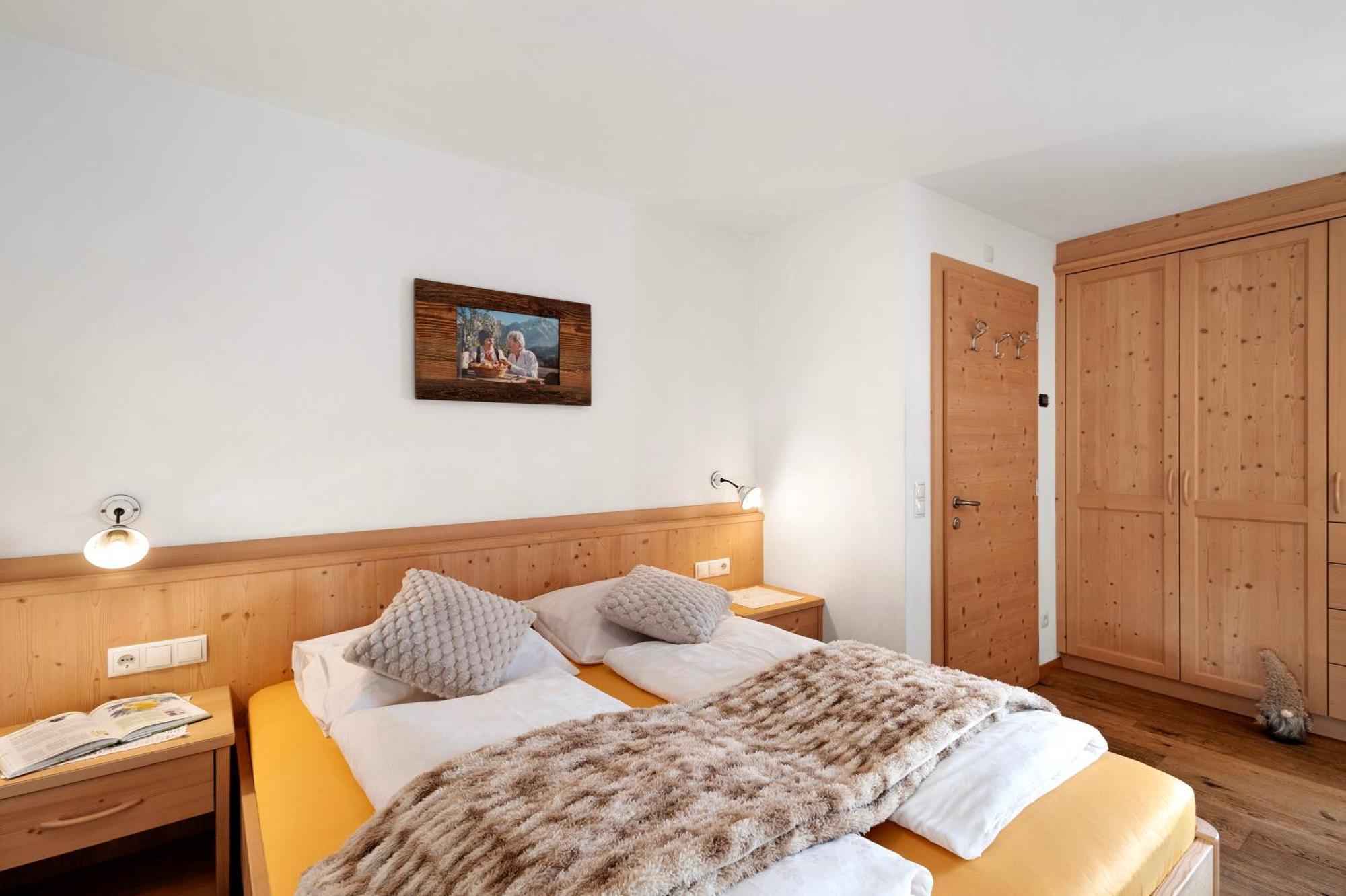 Maierhof Villa Ла Вале Екстериор снимка
